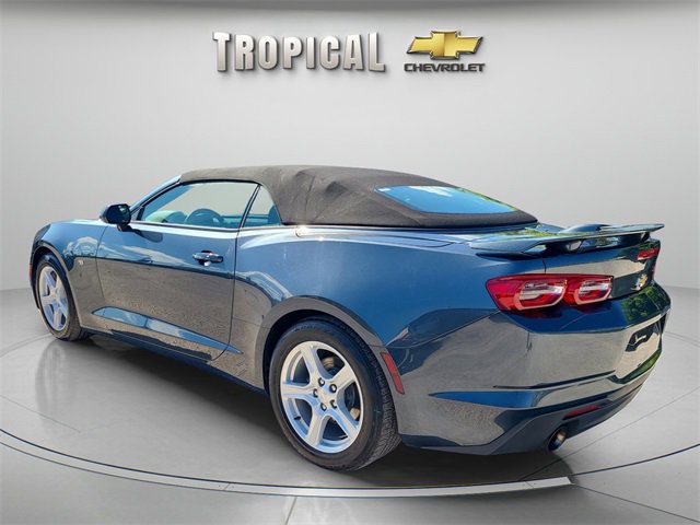 2023 Chevrolet Camaro 1LT photo 3