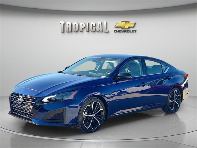 2024 Nissan Altima SR