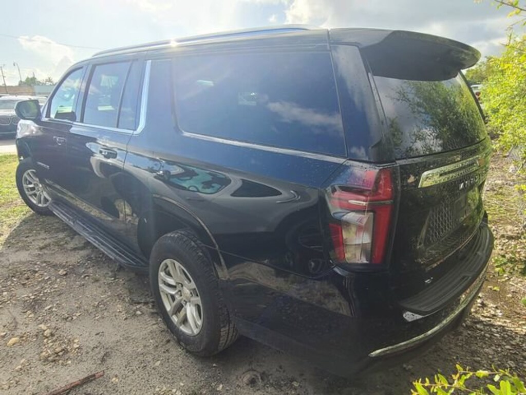 Used 2024 Chevrolet Suburban LT SUV