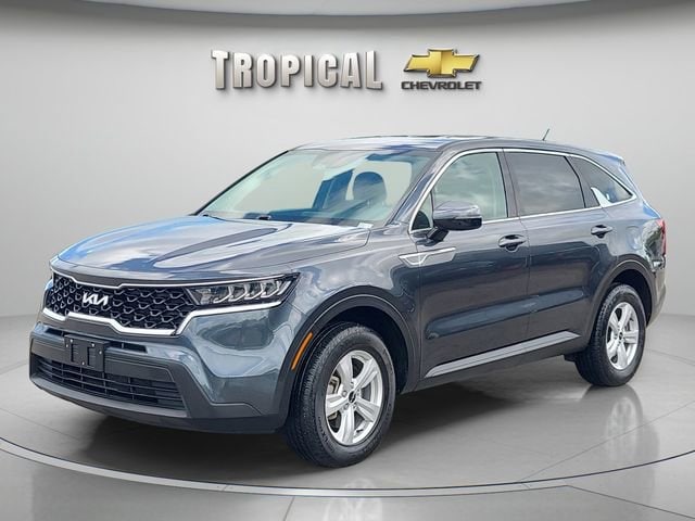 2023 Kia Sorento LX AT 4WD's photo