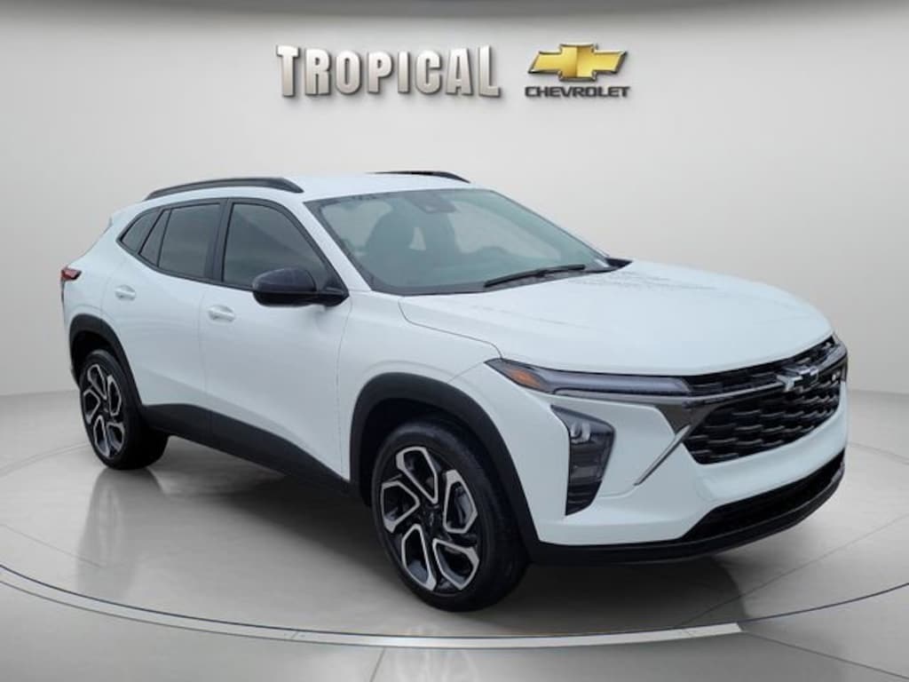 Used 2025 Chevrolet Trax 2RS SUV