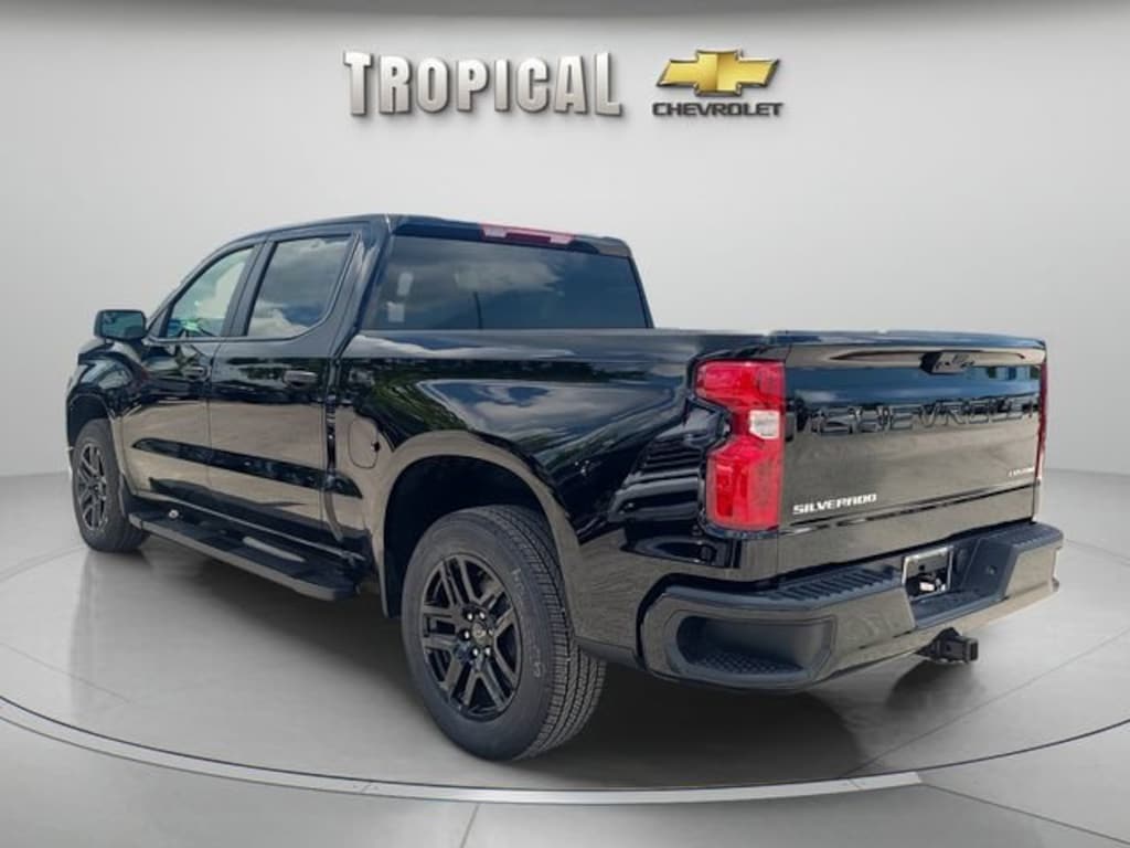 New 2026 Chevrolet Silverado 1500 Custom Truck