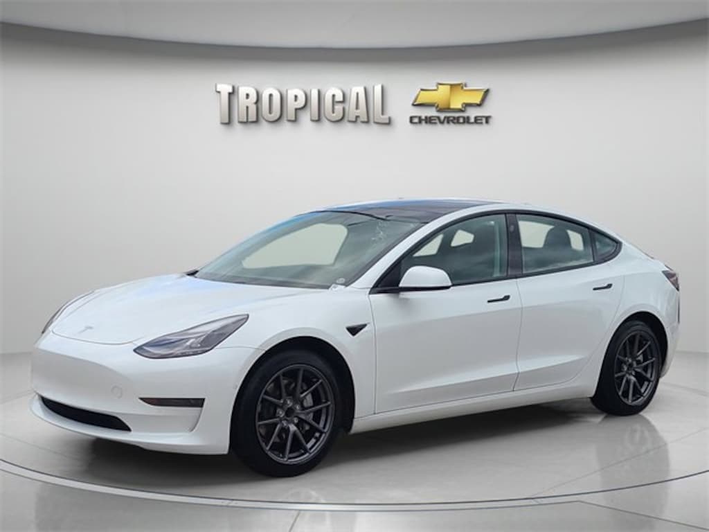 Used 2021 Tesla Model 3 Standard Range Plus