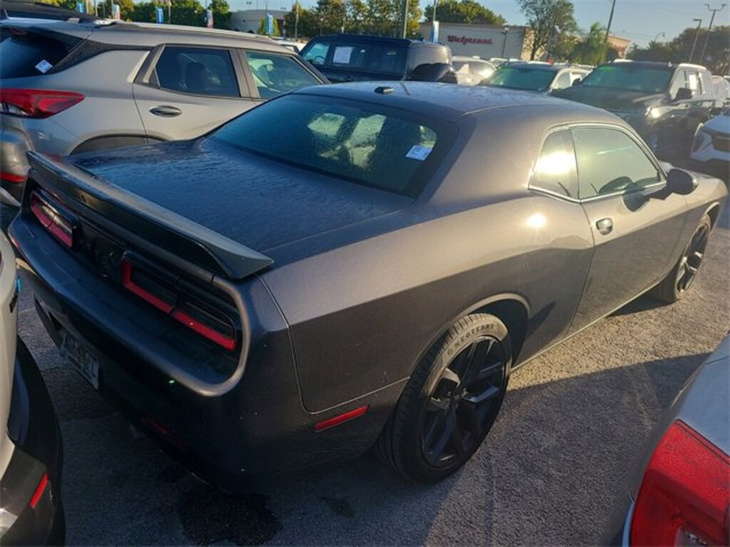 Used 2022 Dodge Challenger SXT