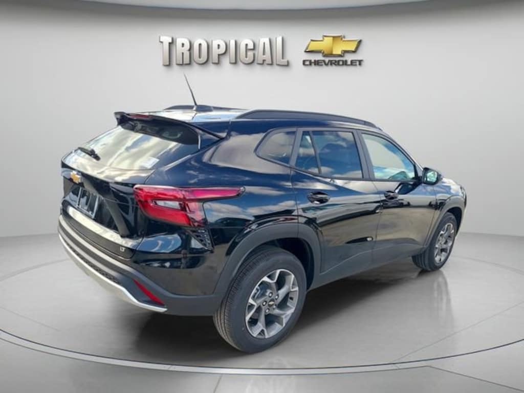 New 2026 Chevrolet Trax LT SUV