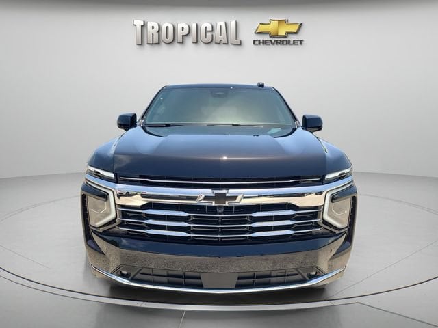 2026 Chevrolet Suburban LT - Photo 8