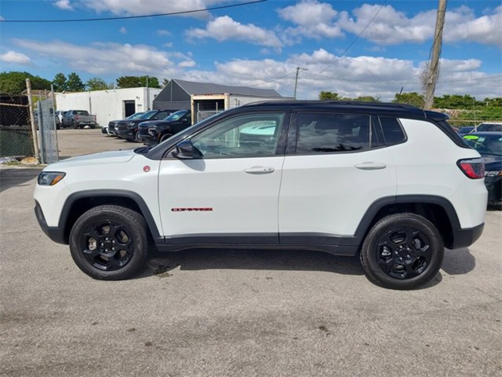 Used 2023 Jeep Compass Trailhawk