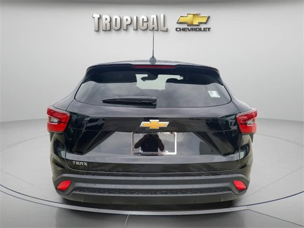 New 2026 Chevrolet Trax LS SUV