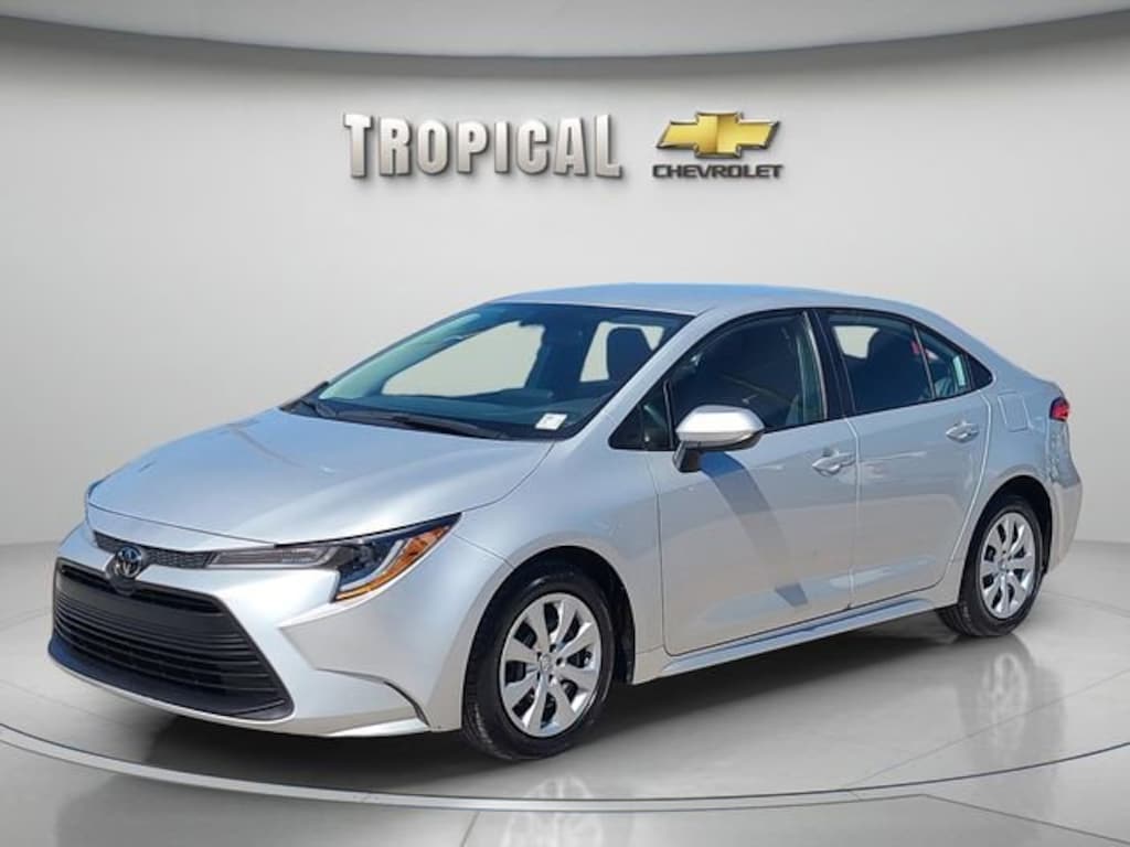 Used 2024 Toyota Corolla LE