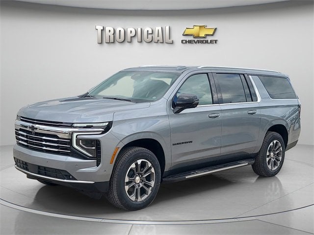 2026 Chevrolet Suburban LT's photo