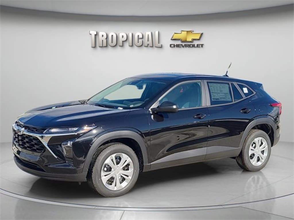 New 2026 Chevrolet Trax LS SUV