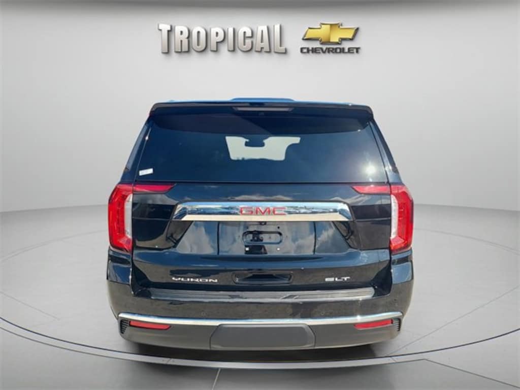 Used 2024 GMC Yukon SLT SUV