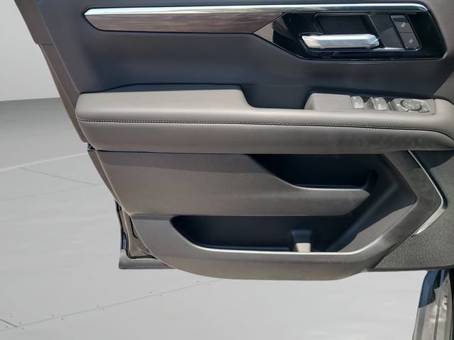 2026 Chevrolet Tahoe LS - Photo 18