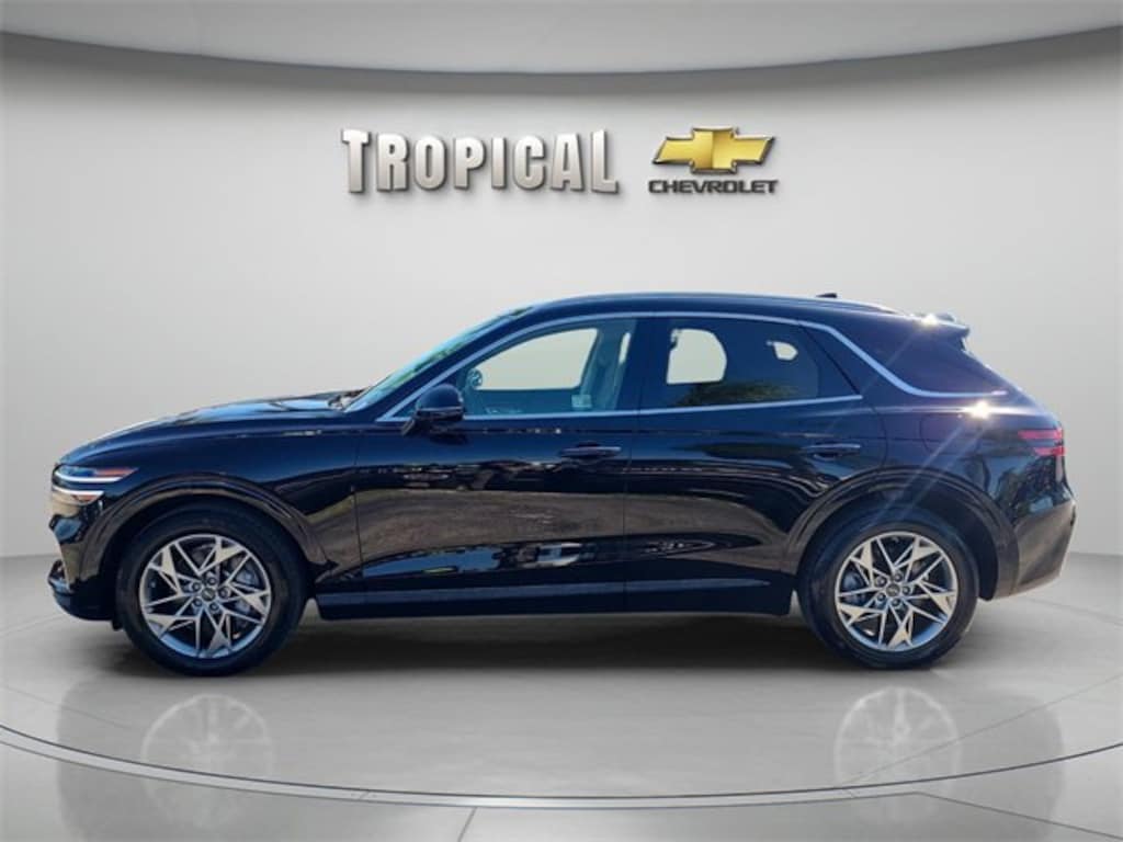 Used 2025 Genesis GV70 2.5T