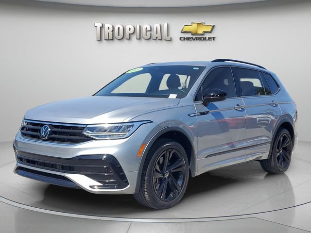 2023 Volkswagen Tiguan SE R-LINE BLACK