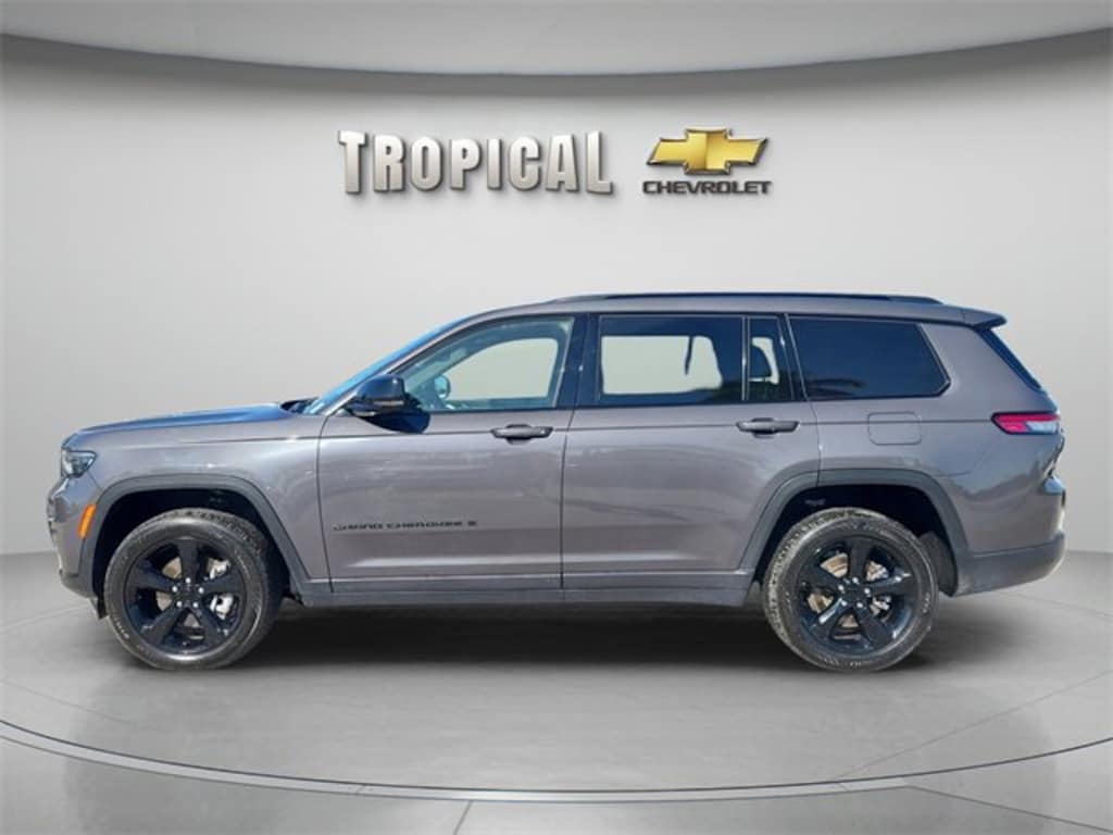 Used 2023 Jeep Grand Cherokee L Altitude