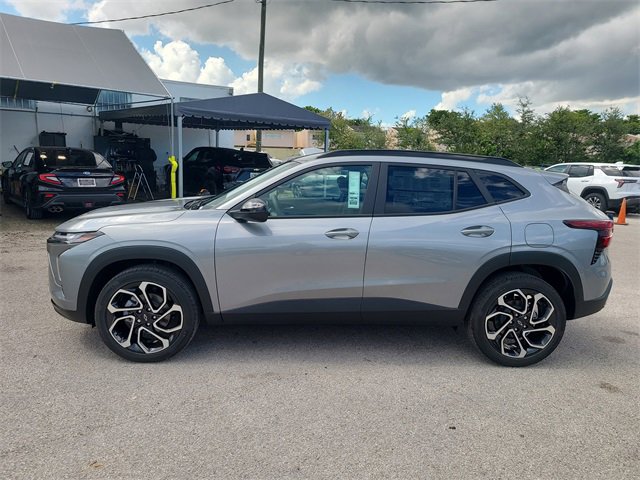 2026 Chevrolet Trax photo 2