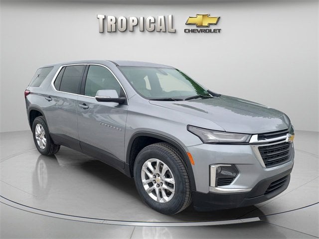 2024 Chevrolet Traverse Limited LS's photo