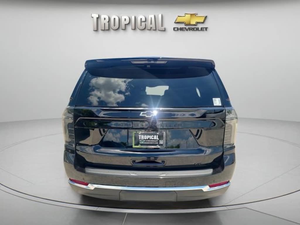 New 2026 Chevrolet Suburban LT SUV