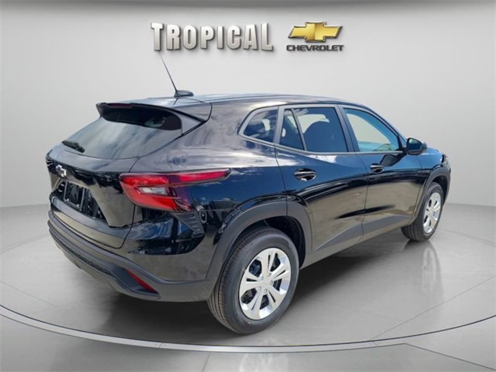 New 2026 Chevrolet Trax LS SUV