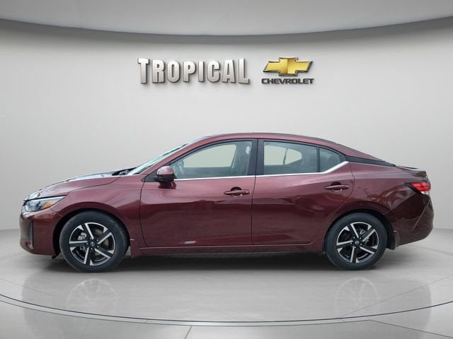 Used 2024 Nissan Sentra SV with VIN 3N1AB8CV7RY209732 for sale in Miami Shores, FL