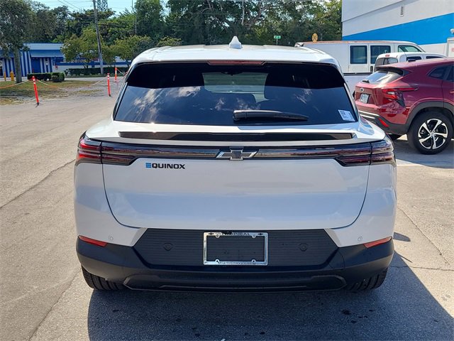2026 Chevrolet Equinox EV 1LT photo 4