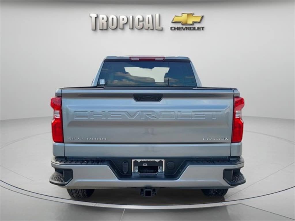 New 2026 Chevrolet Silverado 1500 Custom Truck