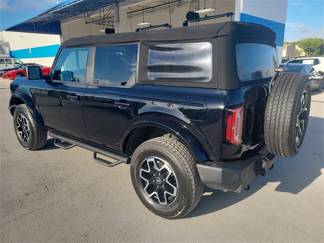 2022 Ford Bronco Base photo 3