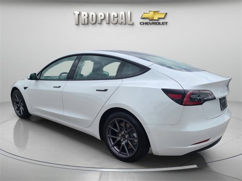 Used 2021 Tesla Model 3 Standard Range Plus