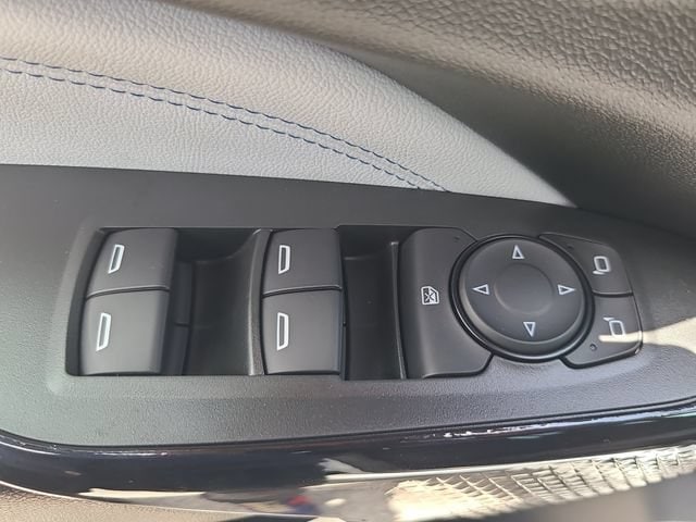 2026 Chevrolet Trax LT - Photo 18