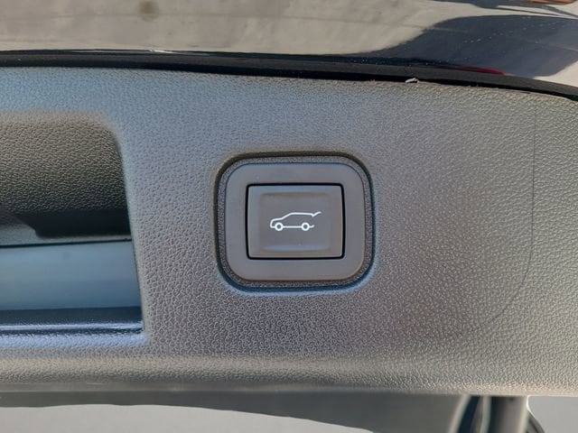 2025 Chevrolet Blazer EV RS - Photo 11