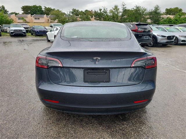 2023 Tesla Model 3 photo 4
