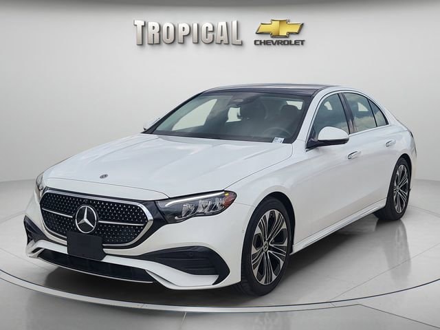 2025 Mercedes-Benz E-Class E350's photo