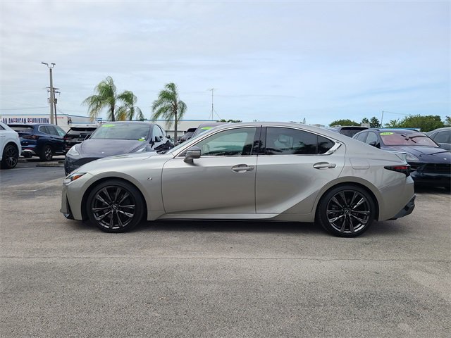 2023 Lexus IS 350 F SPORT photo 2