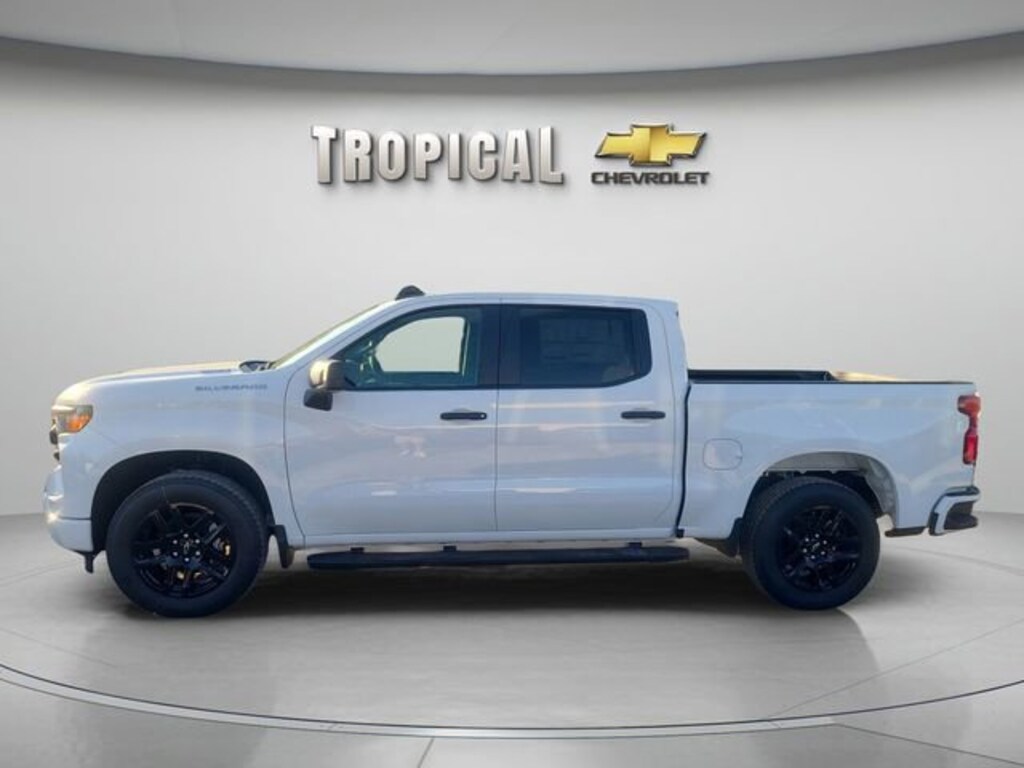 New 2026 Chevrolet Silverado 1500 Custom Truck