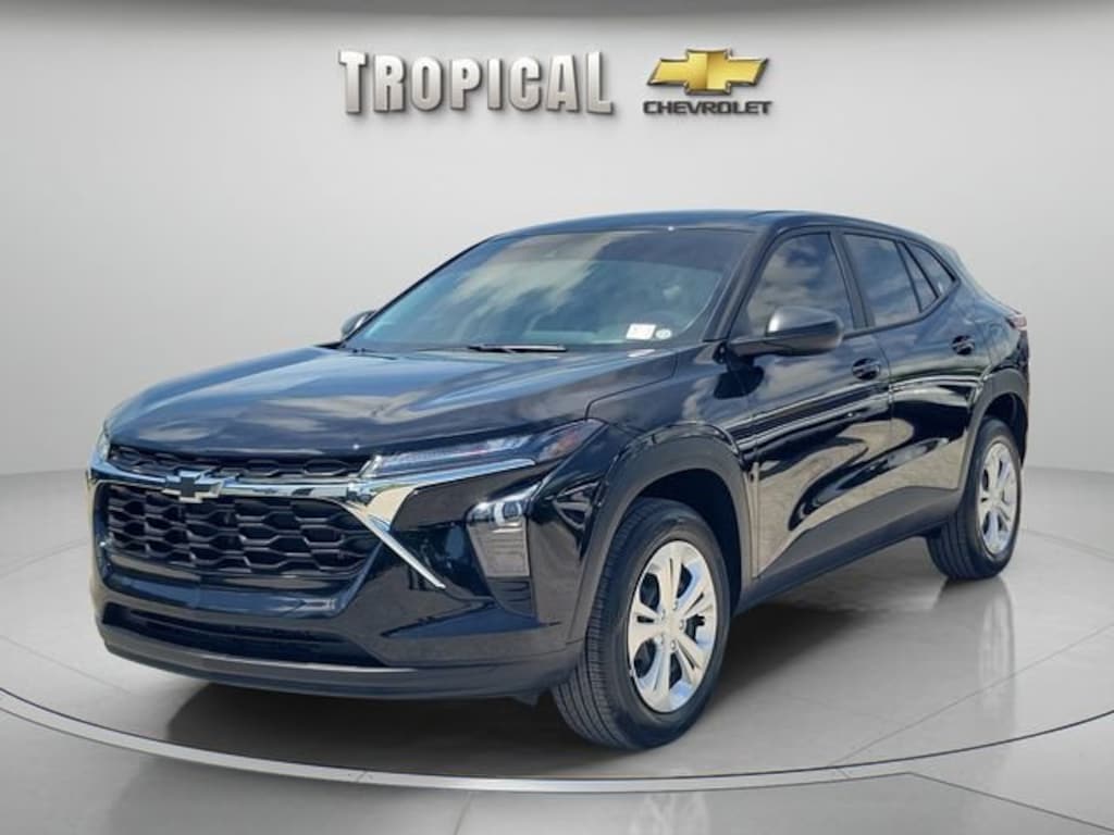 New 2026 Chevrolet Trax LS SUV