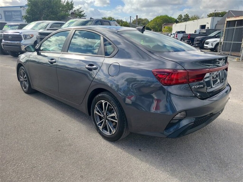 Used 2024 Kia Forte LXS