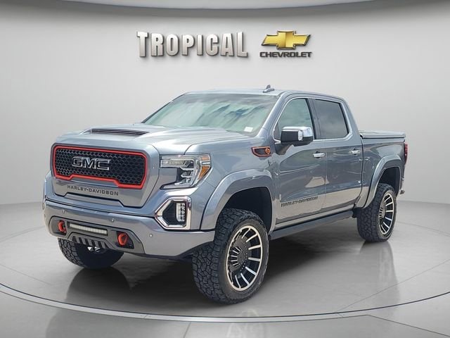 2020 GMC Sierra 4WD Crew Cab Short Box SLT's photo