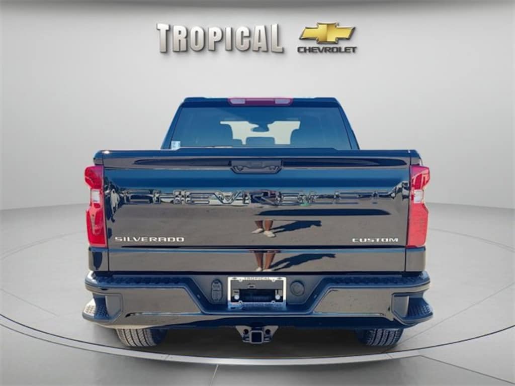 New 2026 Chevrolet Silverado 1500 Custom Truck