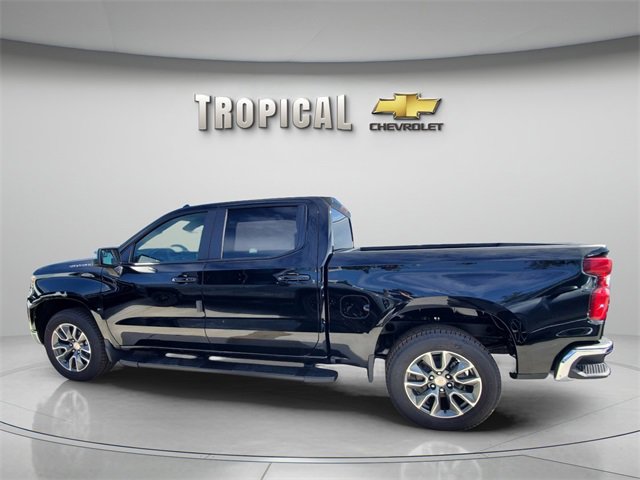2026 Chevrolet Silverado 1500 LT photo 2