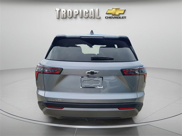 2026 Chevrolet Equinox LT photo 2