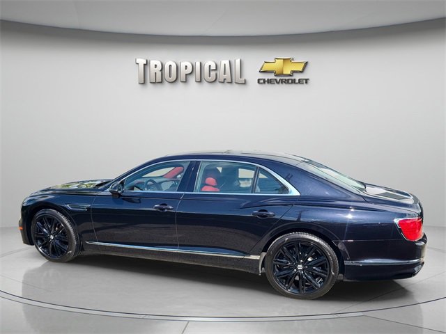 2021 Bentley Flying Spur V8 photo 2