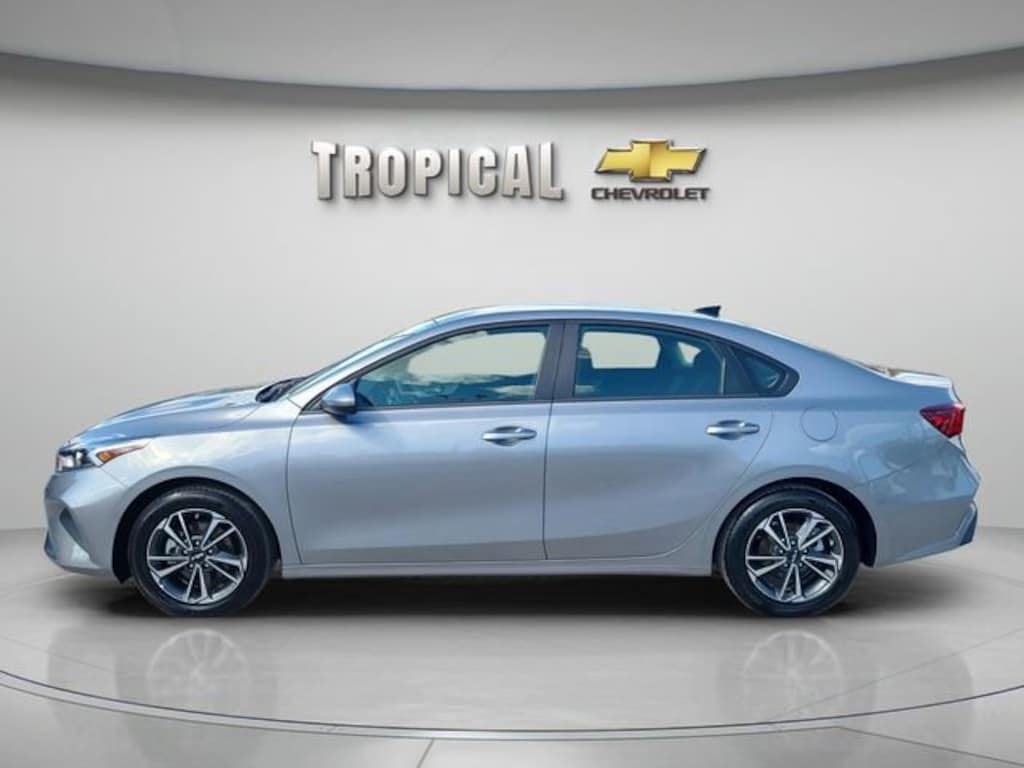 Used 2024 Kia Forte LXS