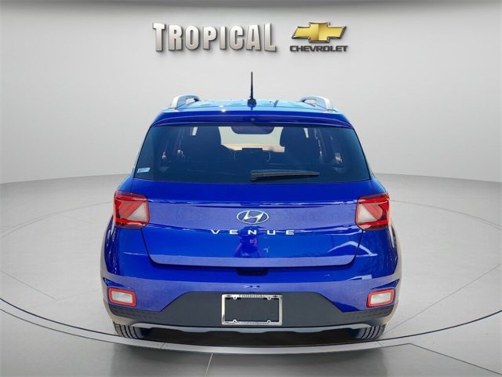 Used 2024 Hyundai Venue SEL