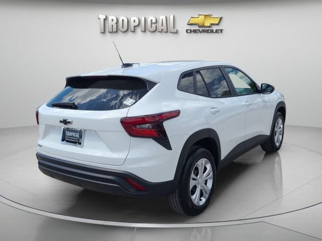 New 2026 Chevrolet Trax LS SUV