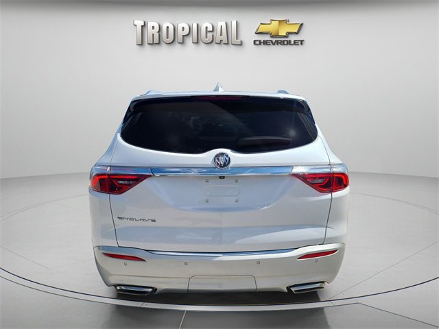 2024 Buick Enclave Essence photo 4