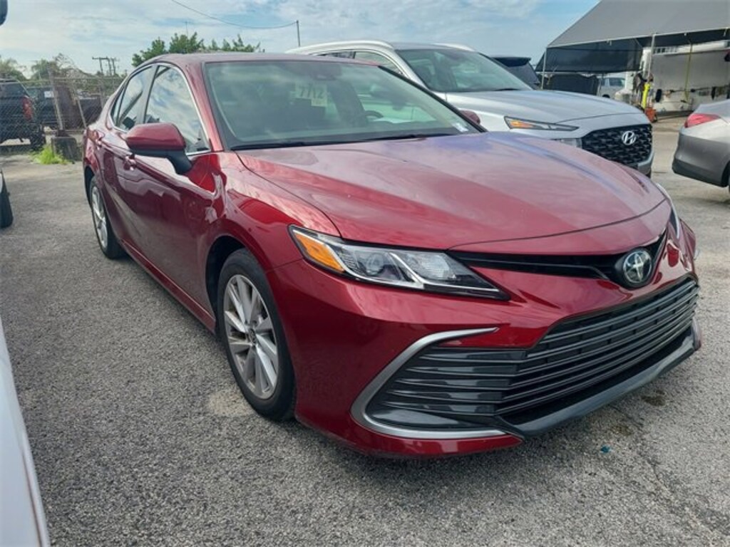 Used 2022 Toyota Camry LE