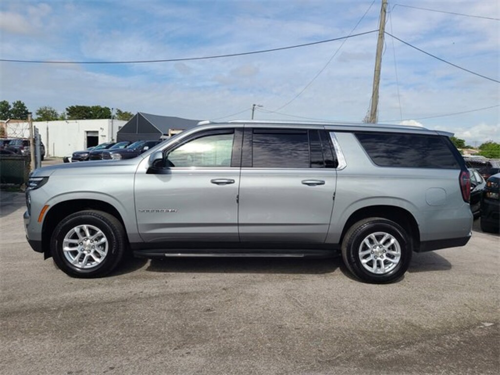 Used 2025 Chevrolet Suburban LS SUV