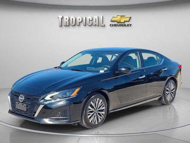 2023 Nissan Altima SV