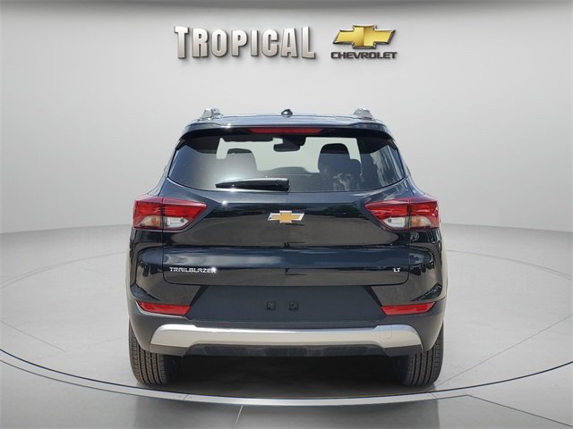 2026 Chevrolet Trailblazer LT photo 3